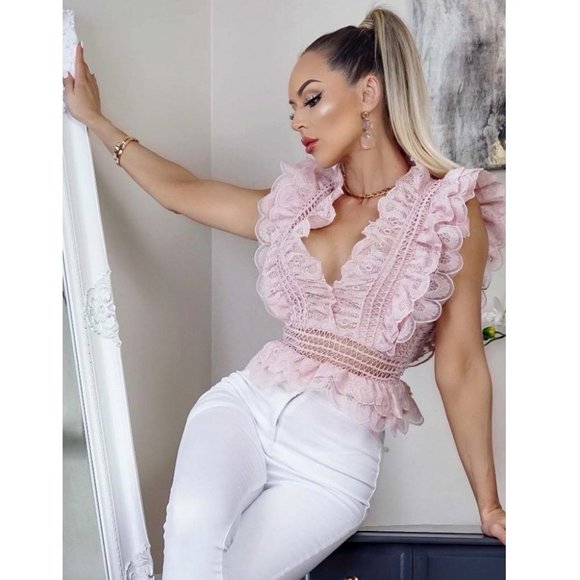 Pink Crochet Lace Sleeveless V-Neck Ruffle Peplum Top - Picture 8 of 9